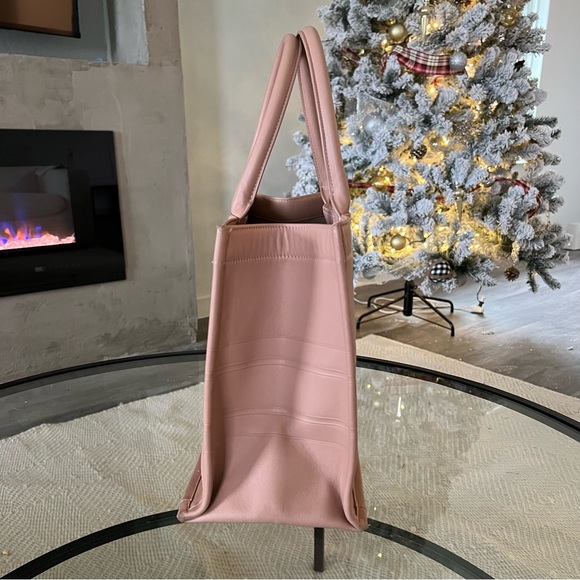 Christian Dior Medium Leather Book Tote - Picture 3 of 13